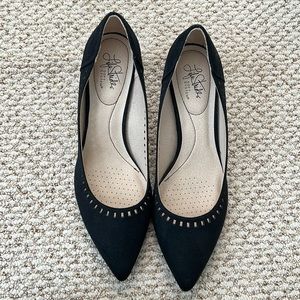 Black Life Stride Suede Pumps Size 11